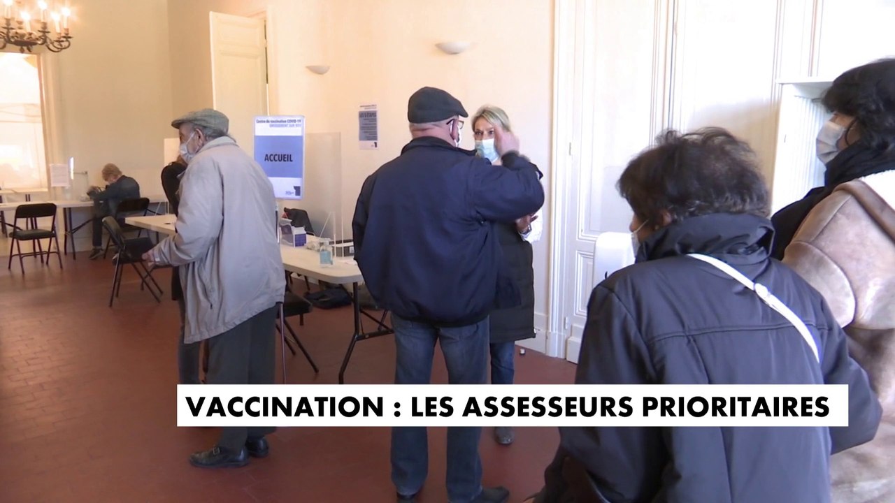 Vaccination : les assesseurs prioritaires