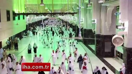 Hacı adayları Cennet Bahçesi'nde namaz kılmak için yarıştı