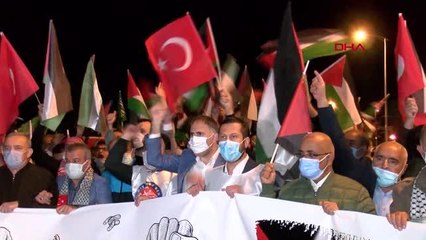 ANKARA-İSRAİL BÜYÜKELÇİLİĞİ ÖNÜNDE TOPLANIP, MESCİD-İ AKSA'YA YÖNELİK SALDIRILARI KINADILAR