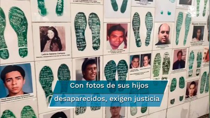 Madres colocan muro frente a la FGR con rostros y nombres de sus hijos desaparecidos