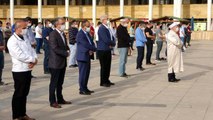 Son dakika! Prof. Dr. Uysal için Karabük'te gıyabi cenaze namazı kılındı