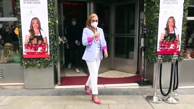 La inesperada reacción de Belén Esteban al enterarse que Lydia Lozano se va a vacunar