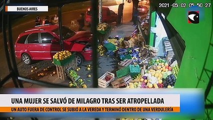 Una mujer se salvó de milagro tras ser atropellada