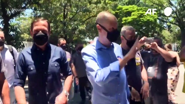 Bruno Covas é transferido para UTI