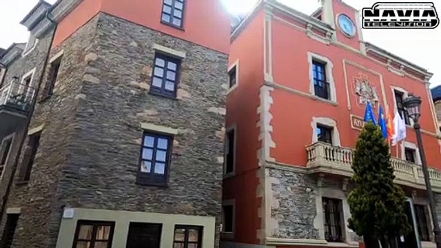 Ayuntamiento y Placina de los Concejos