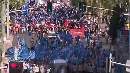 Mass vaccination hubs months off for QLD