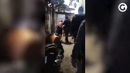 Download Video: Suspeitos de envolvimento com o tráfico de drogas são presos no Bairro da Penha