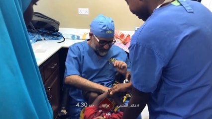 #خالد_العتيبي الجراح السعودي الذي تطوع بإجراء 500 عملية جراحية لفقراء في 10 دول إفريقية