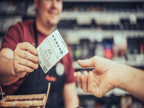 CURSE? The tragic stories of big jackpot winners - ABC15 Digital