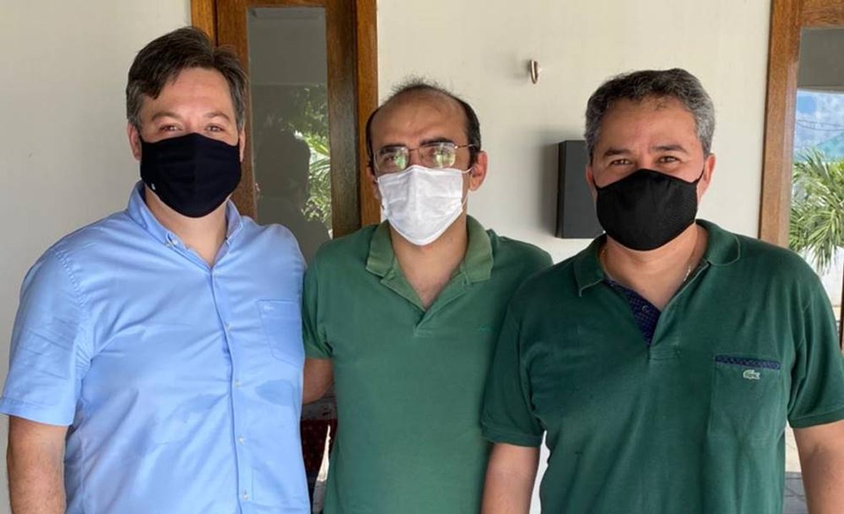 Efraim Filho fortalece pré-candidatura ao Senado e recebe apoios de Júnior Araújo e Taciano Diniz