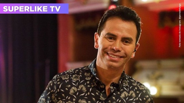 Jhonny Rivera aclara por qué cobra por enviar saludos a sus fans