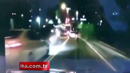 Hatalı geçişin bedeli çok ağır oldu! Sürücü havaya uçtu!