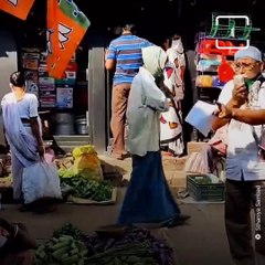 CPIM Supporter Dibakar Alu From West Medinipur Distributes Masks To Prevent Corona Instead Of Election Campaign