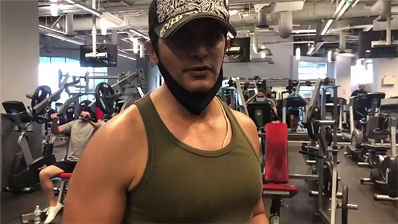 Karanvir Bohra Praises Canadian Citizens As They Follow Great Precautions In Gym