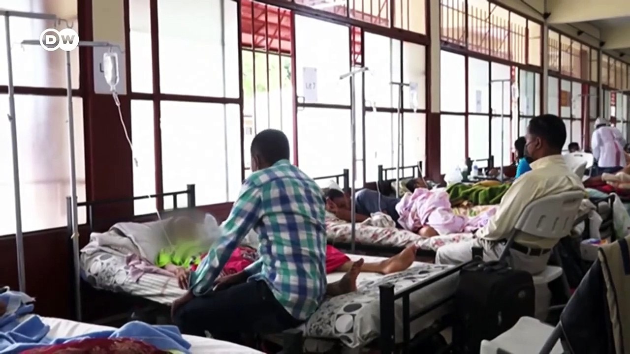 Africa’s slow COVID vaccine drive is threatened as supplies from India are halted _ DW News