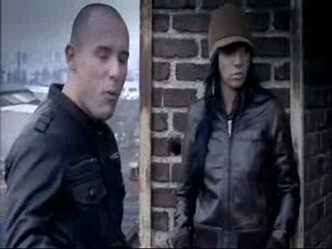 LA MAISON MERE PROD BAKAR FEAT.MELISSA Rose de béton