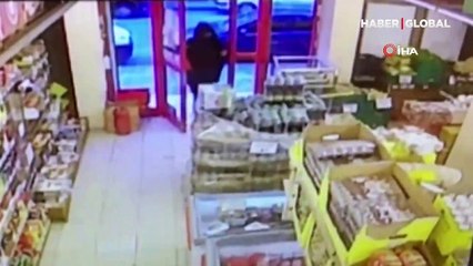 Başarısız hırsızlar saniye saniye güvenlik kamerasında