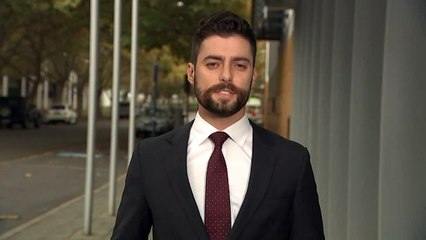 WA man returns weak positive after quarantining in Vic.