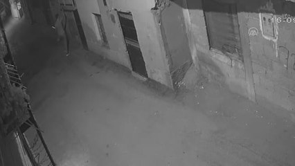 Evlere tırmanarak girip hırsızlık yapan zanlı tutuklandı