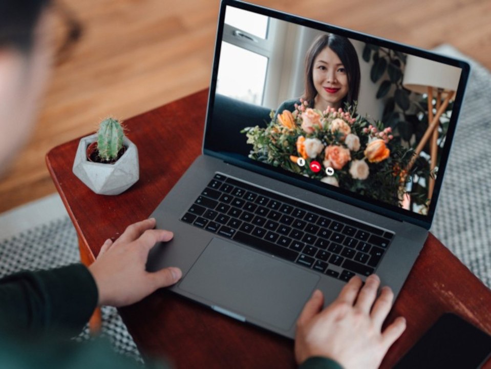 Dating in Corona-Zeiten: So gelingt der entspannte Videocall