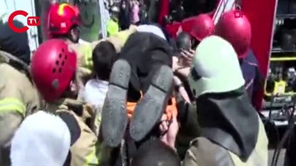 İstanbul Fatih'te bir kişi tramvayın altında kaldı