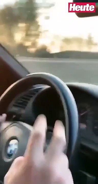 BMW-Fahrer überholt auf Autobahn mit 230 km/h rechts