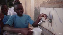 Uganda: filtros de agua salvan vidas