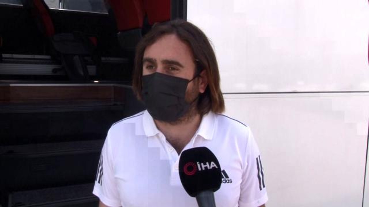 Yolcunun otobüste unuttuğu 4 bin Euro ile iki telefonu kendisine teslim edildi, yolcu rahat nefes aldı