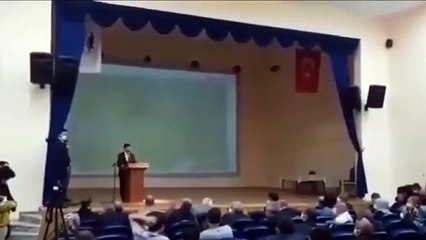 İkizdereliler bilgilendirme toplantısını terk etti: "Bu devlet Cengiz İnşaat'tan mı ibaret?"