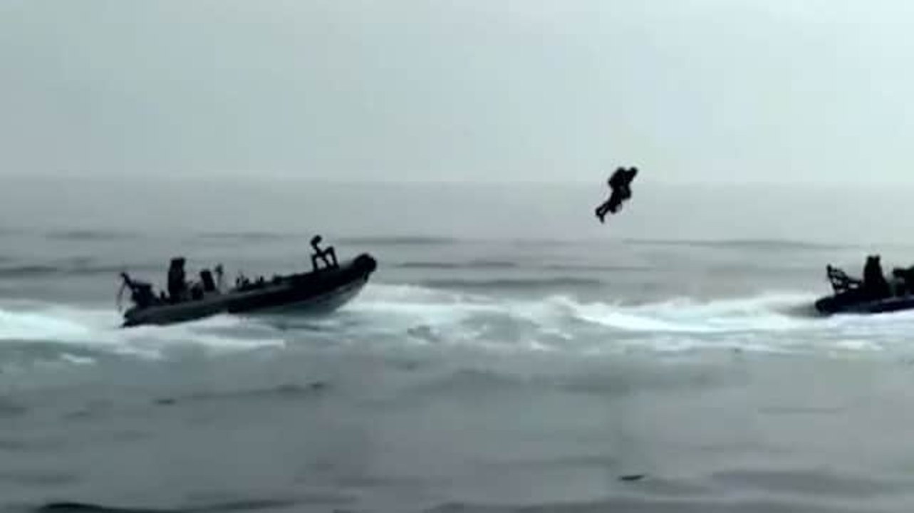 Watch: UK's marine commando flies over the sea with new jet pack ...