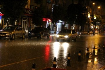 Iğdır'da sağanak yağış etkili oldu