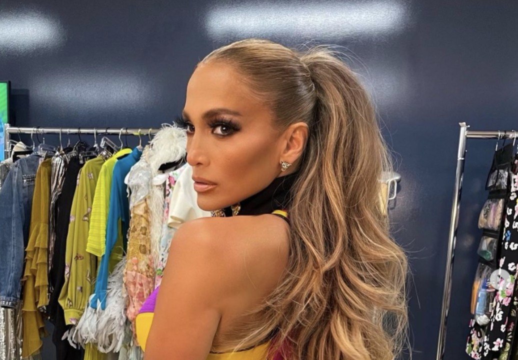 Jennifer Lopez Rocked a Butt-Length Ponytail For the VAX LIVE Concert