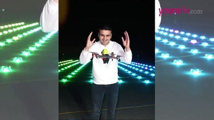 CZN Burak’tan Dubai’de drone şov!