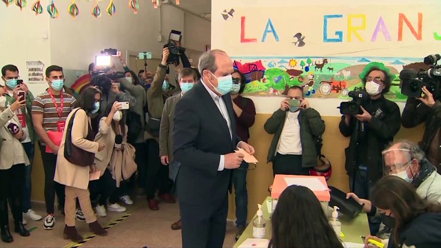 Los sondeos apuntan una amplía victoria del PP en la Comunidad de Madrid