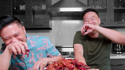 Send Foodz: Tim and David Try America’s Best Seafood