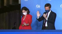 Ayuso arrasa en los comicios y sitúa al PP al borde de la mayoría absoluta en Madrid