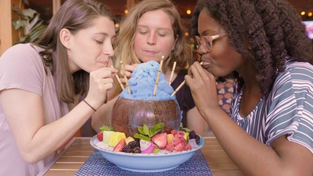 Kick off Summer with These Giant Boozy Summer Drinks