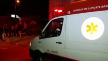 Mulher de 29 anos fica ferida ao bater moto contra carro em cruzamento no Bairro Tarumã