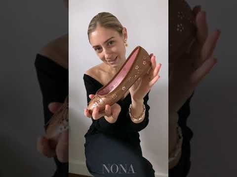 Influencer New York, Jenny Walton 'Kaki Jalan' di Flea Market