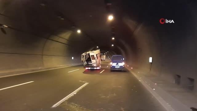 Son dakika haberi | Tarım işçilerini taşıyan minibüs kaza yaptı: 16 yaralı