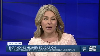 Newly signed Arizona law allows community colleges to offer 4-year degrees