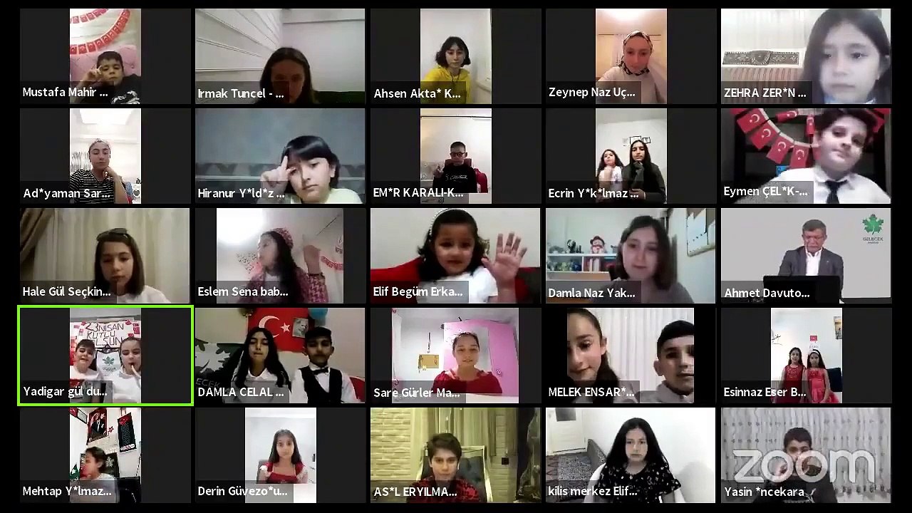 Ahmet Davutoğlu: Yüreğimde bir çocuk gizli ve ben hep diyorum ki O'na sen hiç gitme!