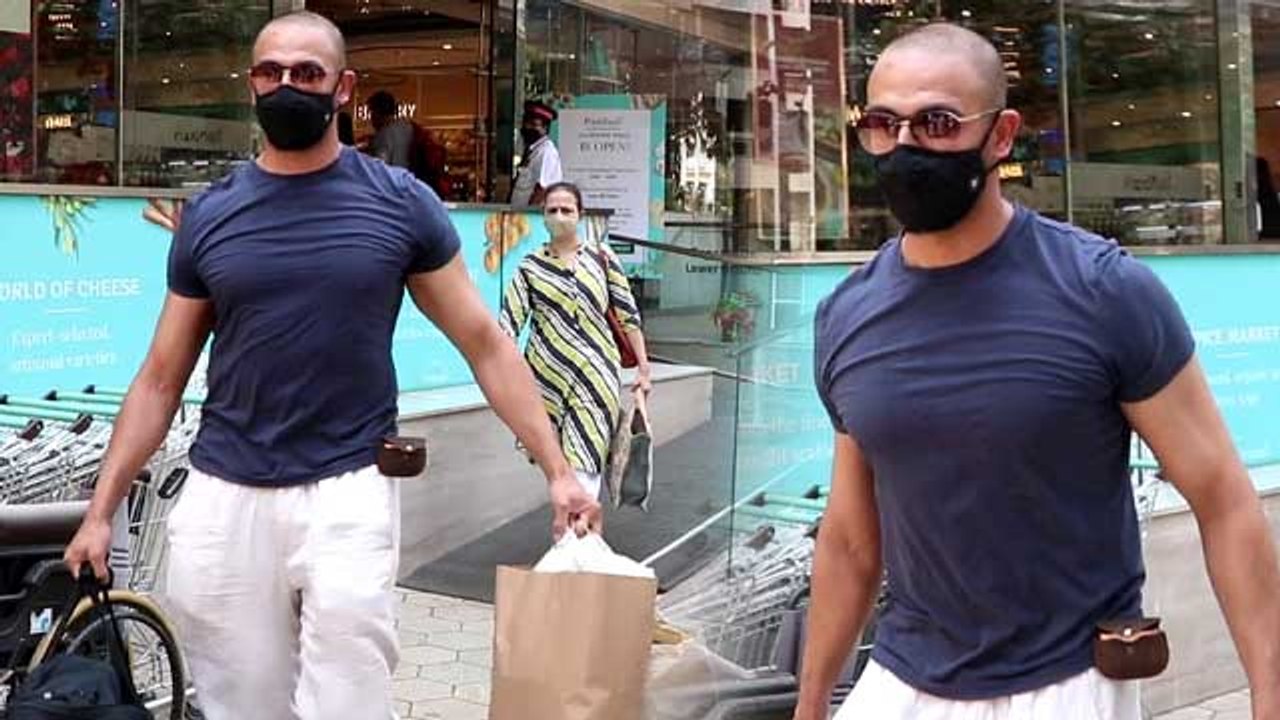 Arunoday Singh लंबे वक्त बाद दिखे और मीडिया को देख ऐसे भागे ; Watch video | FilmiBeat