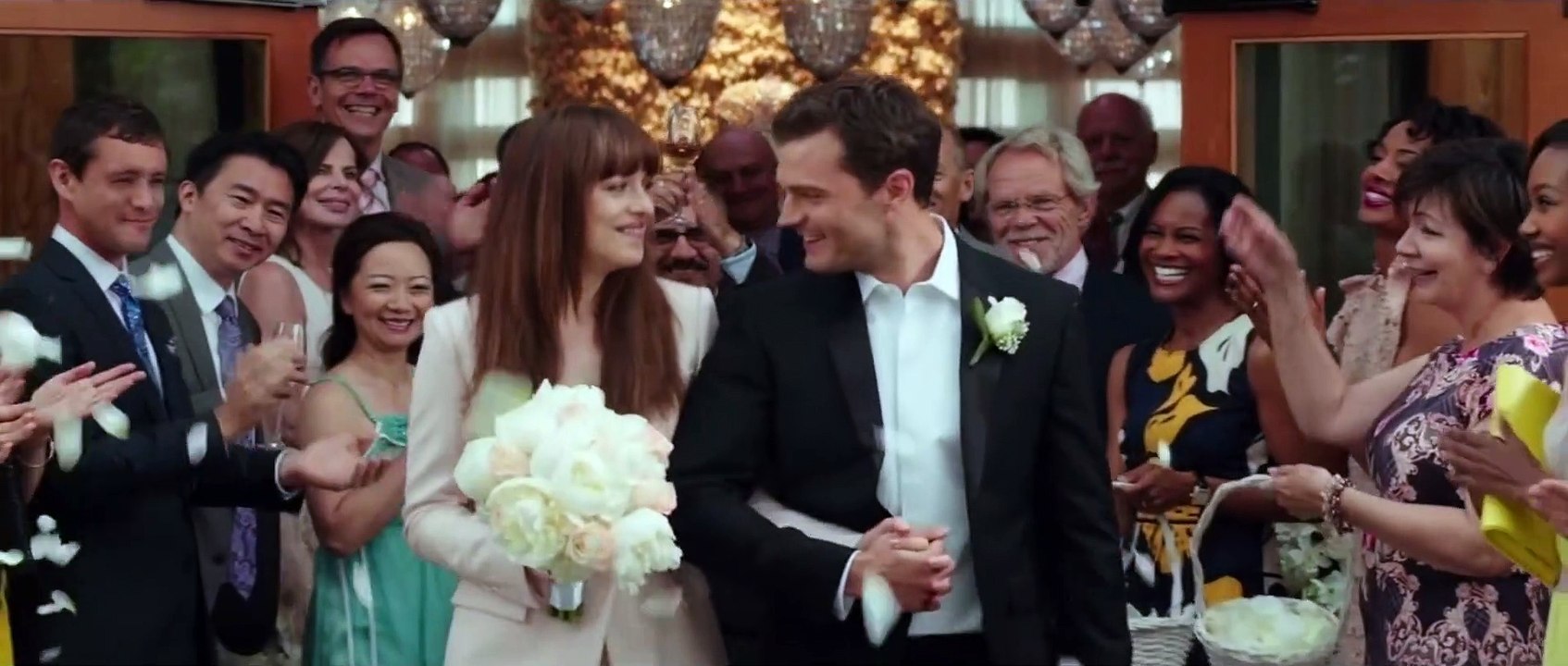 Ellie Goulding - Love Me Like You Do (Fifty Shades of Grey) (Official Video)