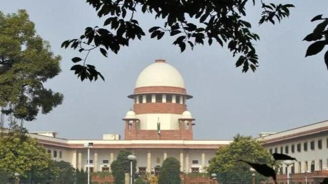 Putting officers in jail won't bring oxygen to Delhi, says SC