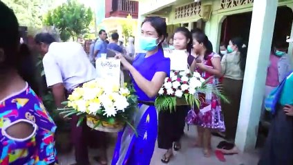 تشييع شاب قتل برصاص الجيش في جنوب بورما