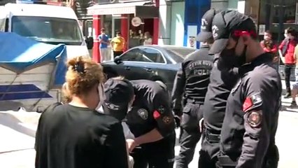 Markete çocuklarıyla gidenlere ceza yağdı