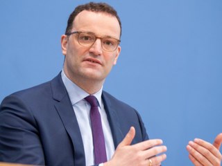 Download Video: Spahn: Lockerungen für Corona-Geimpfte schon ab Sonntag möglich