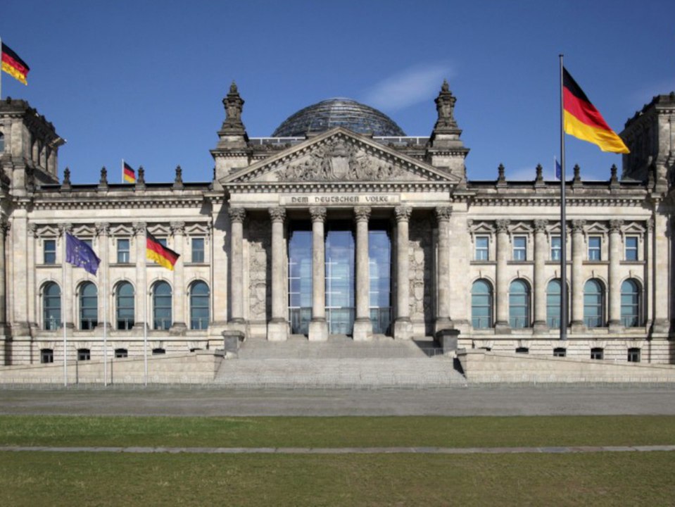 Unzufriedenheit der Deutschen mit der Krisenpolitik steigt