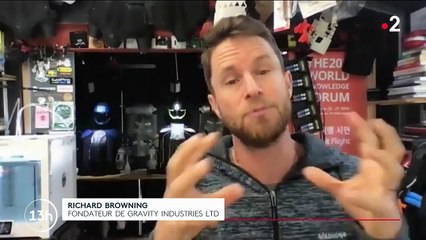 Royaume-Uni : la Royal Navy teste le "jet pack" pour faire voler ses soldats